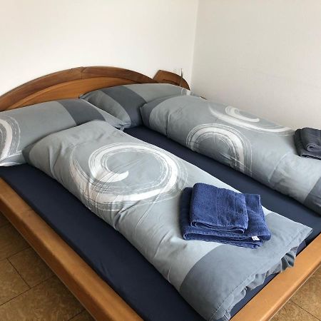 Apartamento Chasa Mundin Scuol Exterior foto